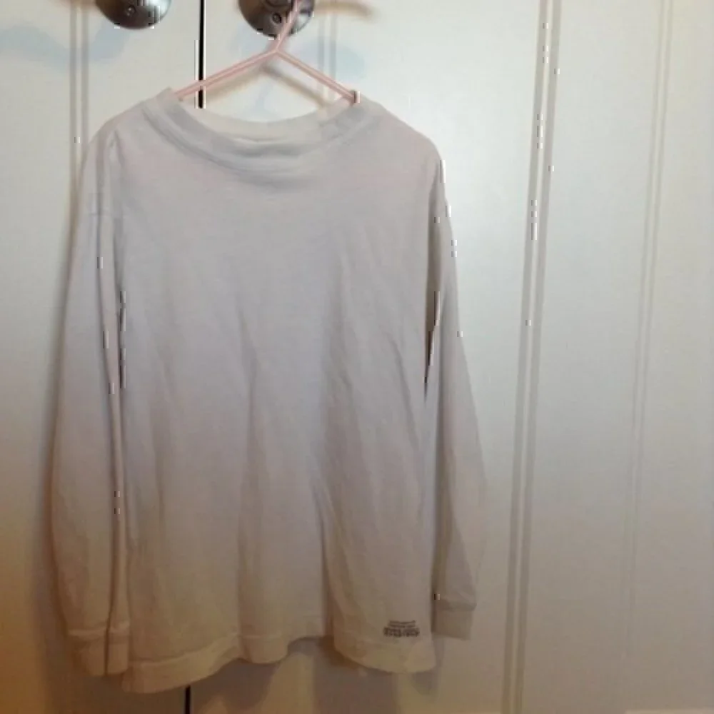 Boys white size small Old Navy long sleeve t